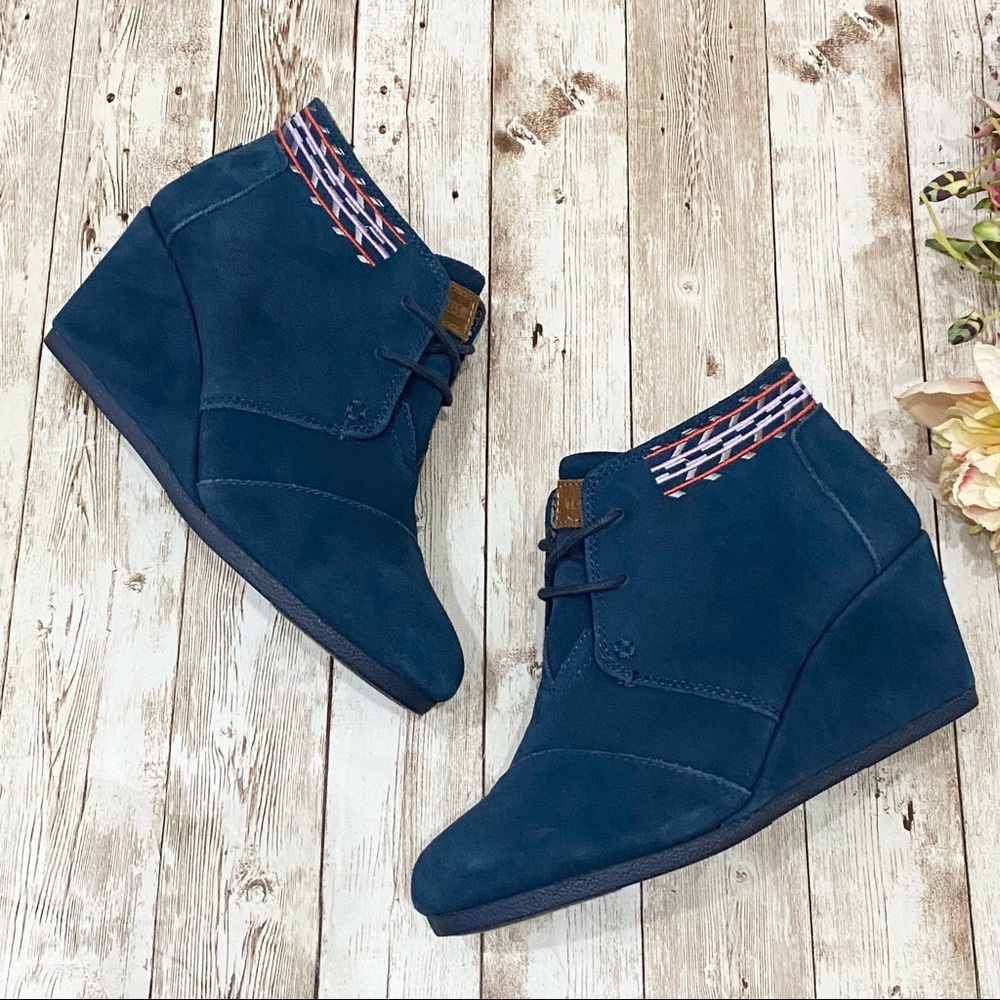 Toms Blue Suede Desert Wedge Booties Size